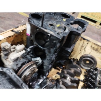 Recambio de despiece motor para hyundai h 1 h 1 combi con quinta puerta referencia OEM IAM D4BH BOMBA ELECTRICA N5 