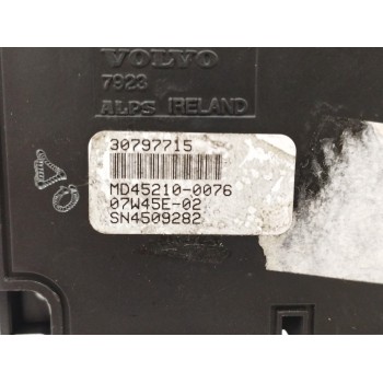 Recambio de pantalla multifuncion para volvo s80 berlina d5 momentum referencia OEM IAM 30797715  