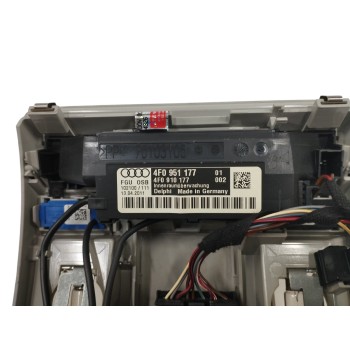 Recambio de luz interior para audi a6 allroad quattro (4fh) 3.0 tdi referencia OEM IAM 4F0947135CE 4F0951177 