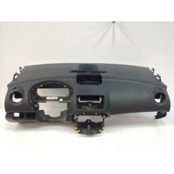 Recambio de salpicadero para opel meriva b 1.6 cdti dpf referencia OEM IAM 13315250  