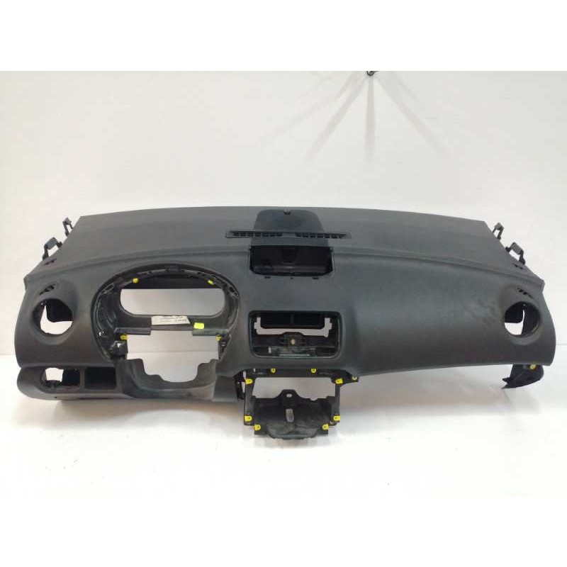 Recambio de salpicadero para opel meriva b 1.6 cdti dpf referencia OEM IAM 13315250  