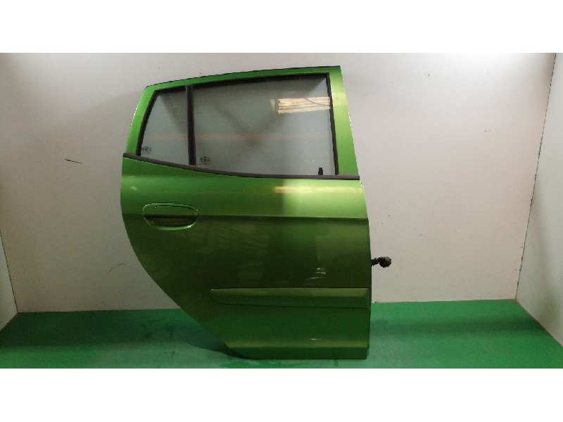 Recambio de puerta trasera derecha para kia picanto 1.1 ex referencia OEM IAM 7700407010  