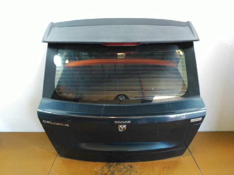 Recambio de porton trasero para dodge caliber se referencia OEM IAM 05074151AB  