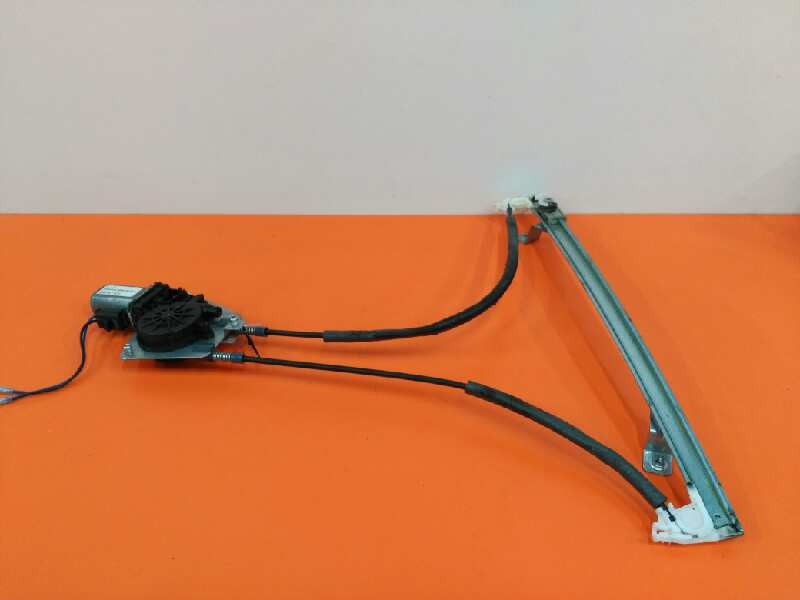 Recambio de elevalunas delantero derecho para peugeot 106 (s1) long beach referencia OEM IAM FUNDA 9222H0 CARIBE FUNDA