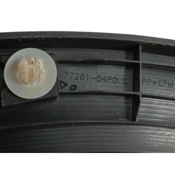 Recambio de aletin trasero izquierdo para suzuki vitara 1.6 ddis glx 4x4 referencia OEM IAM 7726154P0  