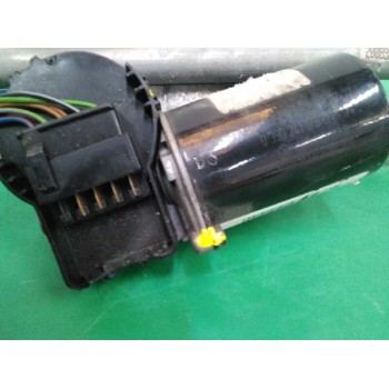 Recambio de motor limpia delantero para volkswagen passat berlina (3b2) comfortline referencia OEM IAM 0390241175 0589907271 
