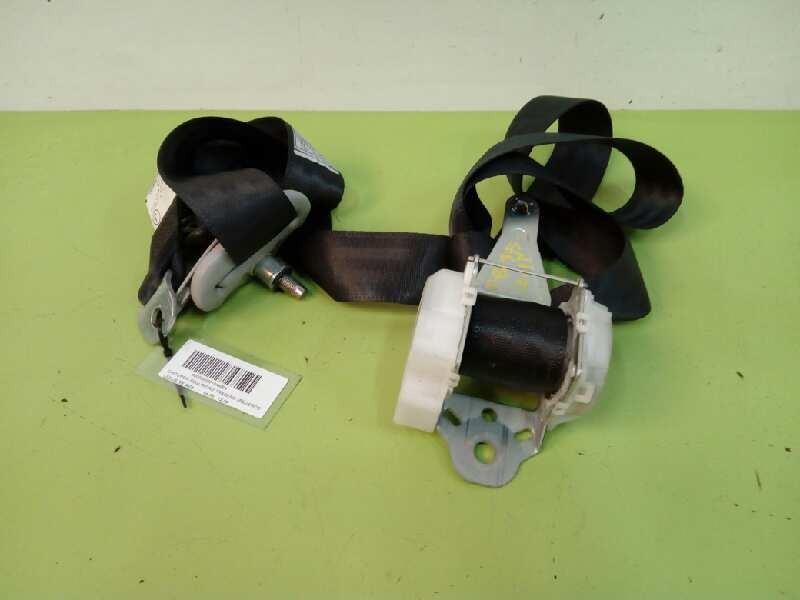 Recambio de cinturon seguridad trasero izquierdo para lexus rx 400h referencia OEM IAM 7K8300 Recambio de cinturon seguridad trasero izquierdo para lexus rx 400h referencia OEM IAM 7K8300