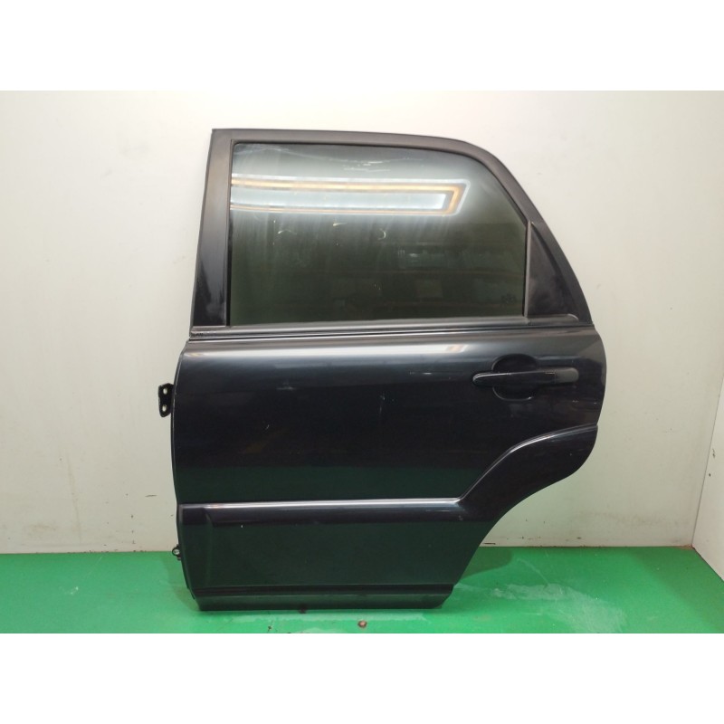 Recambio de puerta trasera izquierda para kia sportage ii (je_, km_) 2.0 crdi 4wd referencia OEM IAM   