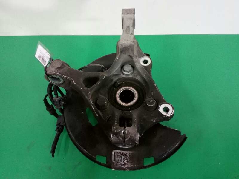 Recambio de mangueta delantera izquierda para opel astra j sports tourer excellence referencia OEM IAM 13319480 13502828 