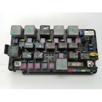 CAJA RELES / FUSIBLES 06K15D AK6546 