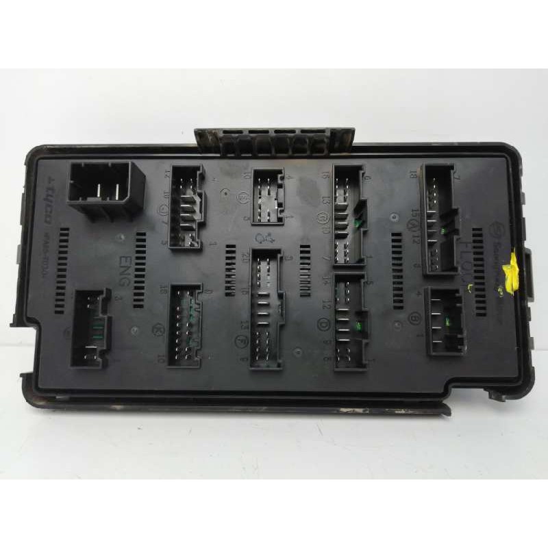 CAJA RELES / FUSIBLES AK6546