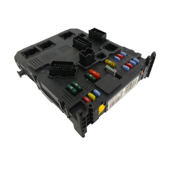 Recambio de caja reles / fusibles para citroën xsara picasso 1.6 16v hdi referencia OEM IAM 9657999780  