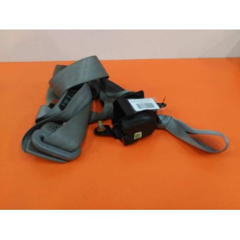 Recambio de cinturon seguridad trasero derecho para kia carnival ii 2.9 crdi lx referencia OEM IAM  TERCERA FILA 