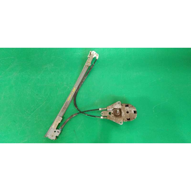 Recambio de elevalunas delantero izquierdo para peugeot expert kombi 1.9 turbodiesel cat referencia OEM IAM FUNDA 9221N8 