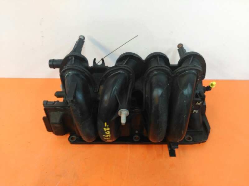 Recambio de colector admision para dacia logan laureate referencia OEM IAM 8200647805  