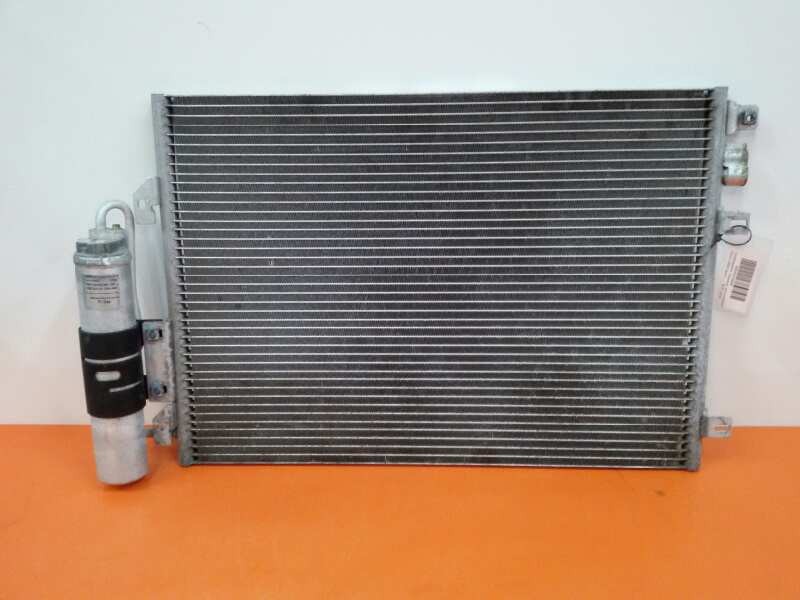 Recambio de condensador / radiador aire acondicionado para dacia logan laureate referencia OEM IAM 8200090213D  
