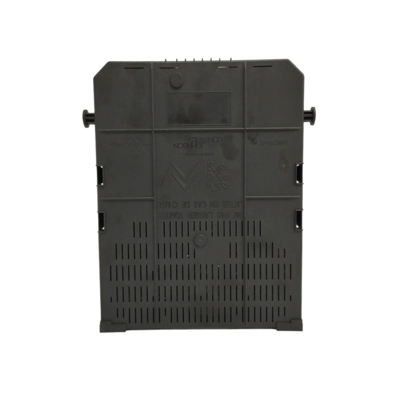 CAJA RELES / FUSIBLES