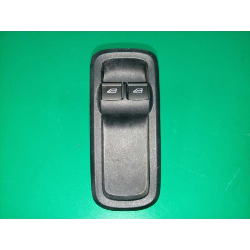 Recambio de mando elevalunas delantero izquierdo para ford fiesta (cb1) trend referencia OEM IAM 8A6T14A132AC 10008940 