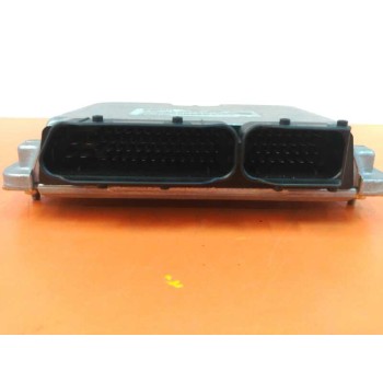 Recambio de centralita motor uce para chrysler voyager (gs) 2.5 td referencia OEM IAM P04686870AA 0281010139 