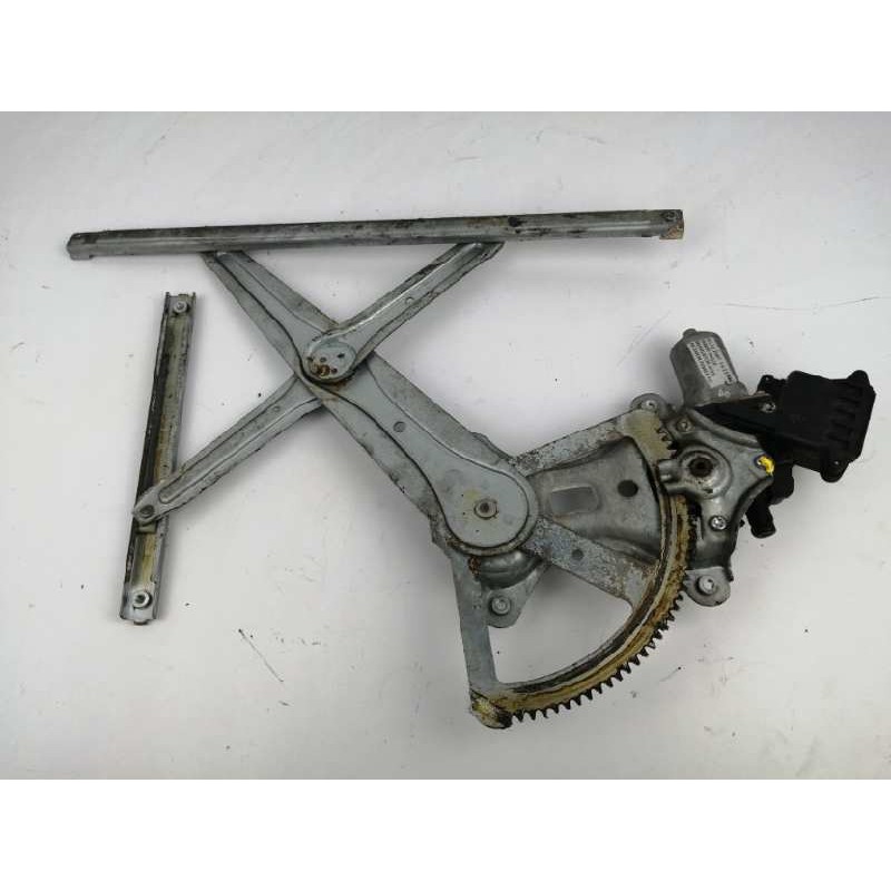 Recambio de elevalunas trasero derecho para toyota corolla verso (r1) 2.2 turbodiesel cat referencia OEM IAM TIJERA 698300F020 C