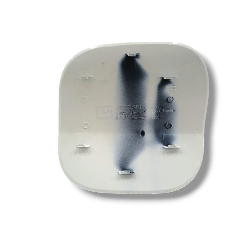 TAPA EXTERIOR COMBUSTIBLE