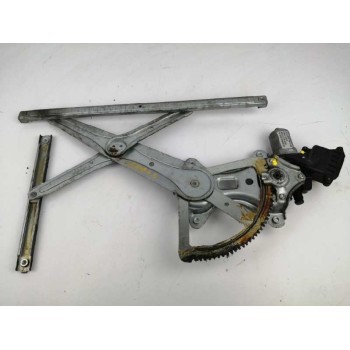 Recambio de elevalunas delantero derecho para toyota corolla verso (r1) 2.2 turbodiesel cat referencia OEM IAM TIJERA 698100F010