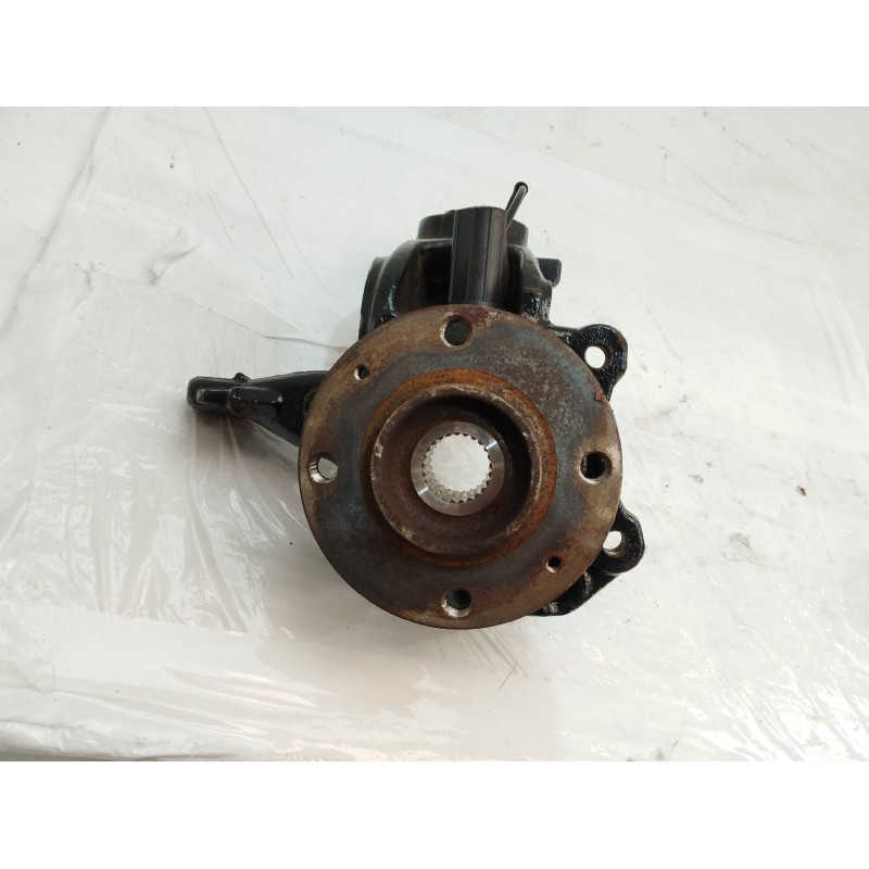 Recambio de mangueta delantera derecha para peugeot 207 1.6 16v referencia OEM IAM   