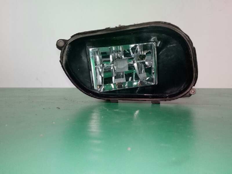 Recambio de faro antiniebla derecho para alfa romeo 146 2.0 td luxe referencia OEM IAM 36280748  