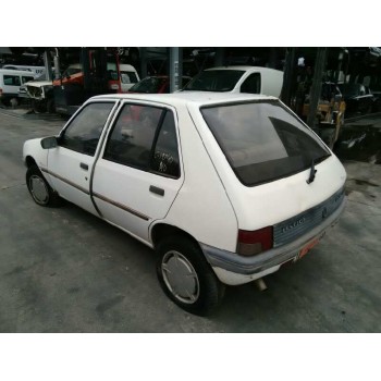 peugeot 205 berlina del año 1992