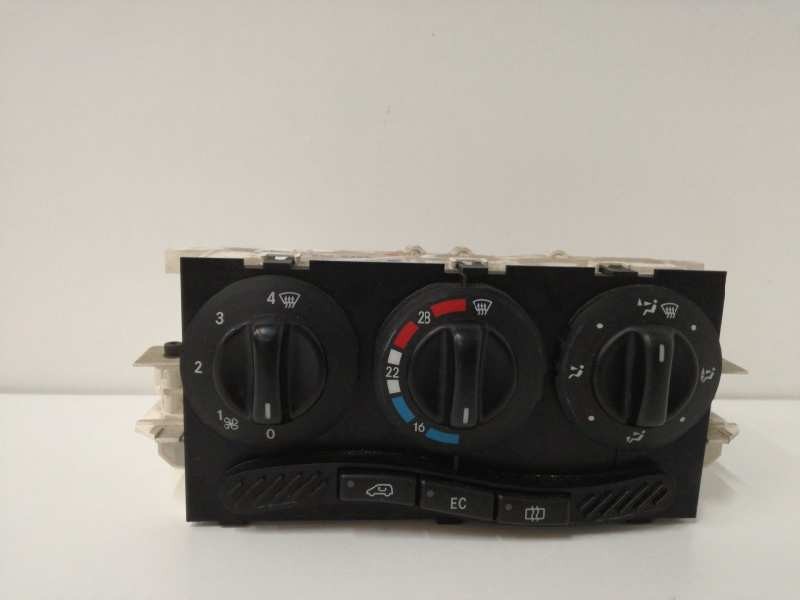 Recambio de mando calefaccion / aire acondicionado para mercedes-benz clase a (w168) 140 (168.031) referencia OEM IAM 1688300485
