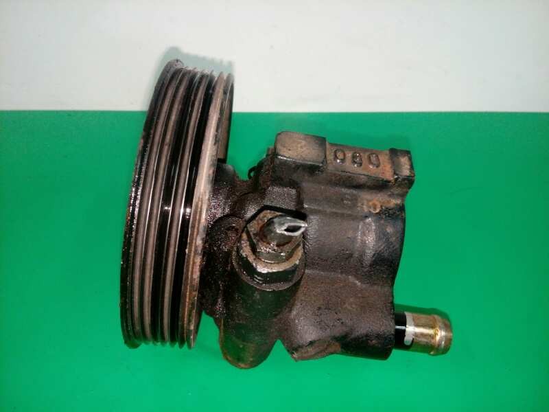 Recambio de bomba direccion para dacia logan laureate referencia OEM IAM 8200246248  