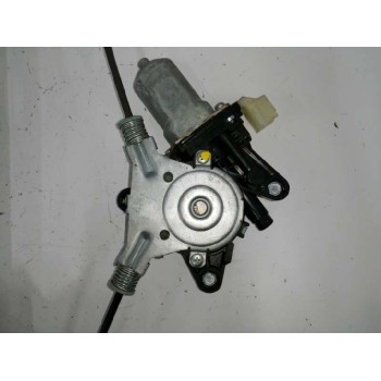 Recambio de elevalunas trasero derecho para kia carnival / grand carnival iii (vq) 2.9 crdi referencia OEM IAM FUNDA 824604D020 