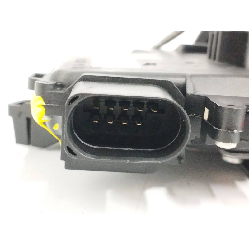 CERRADURA PUERTA DELANTERA IZQUIERDA