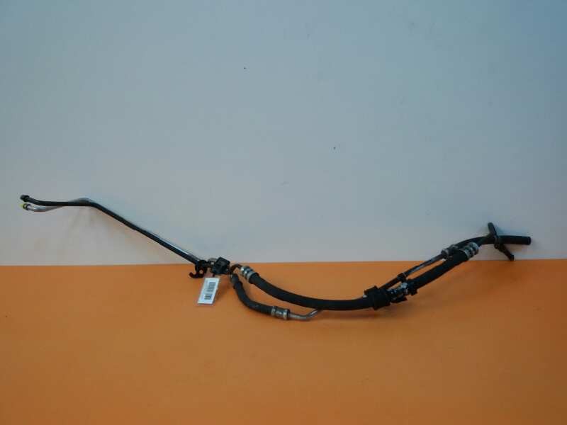 Recambio de tubo presion direccion asistida para ford focus berlina (cap) ghia referencia OEM IAM   
