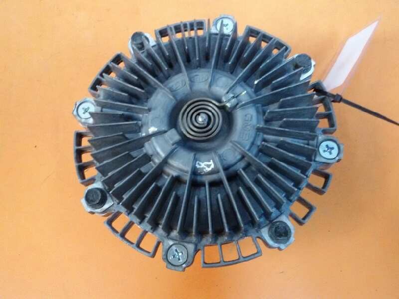Recambio de maza embrague viscoso para kia sorento 2.5 crdi ex referencia OEM IAM 252374A000  