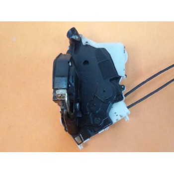 Recambio de cerradura puerta delantera derecha para toyota yaris 1.4 turbodiesel cat referencia OEM IAM 690300D140  