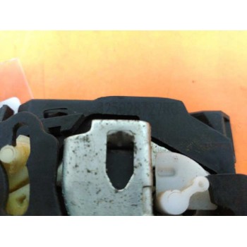 Recambio de cerradura puerta trasera derecha para dacia sandero basis referencia OEM IAM   