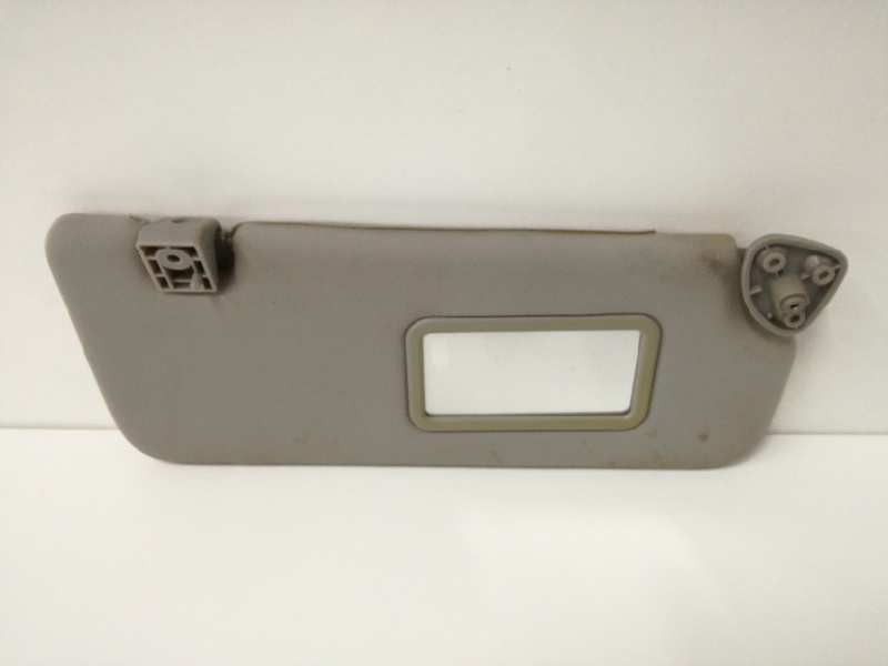 Recambio de parasol derecho para ssangyong kyron 200 xdi 2wd referencia OEM IAM   