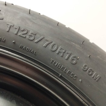 Recambio de neumatico repuesto para seat leon (5f1) 2.0 tdi referencia OEM IAM 5Q0601027AR 3,5J16H2 ET25,5 5H 5X110