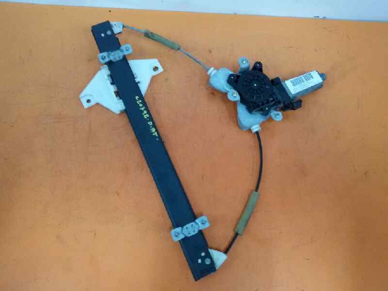 Recambio de elevalunas trasero derecho para ssangyong rodius xdi referencia OEM IAM FUNDA 7334021000 Recambio de elevalunas trasero derecho para ssangyong rodius xdi referencia OEM IAM FUNDA 7334021000