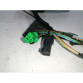 Recambio de retrovisor izquierdo para citroën c4 berlina 1.4 16v referencia OEM IAM  ELECTRICO 3+2 CABLES 