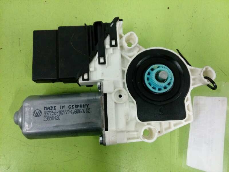 Recambio de motor elevalunas trasero derecho para volkswagen golf vi (5k1) advance referencia OEM IAM 5K0959704C 914105132 