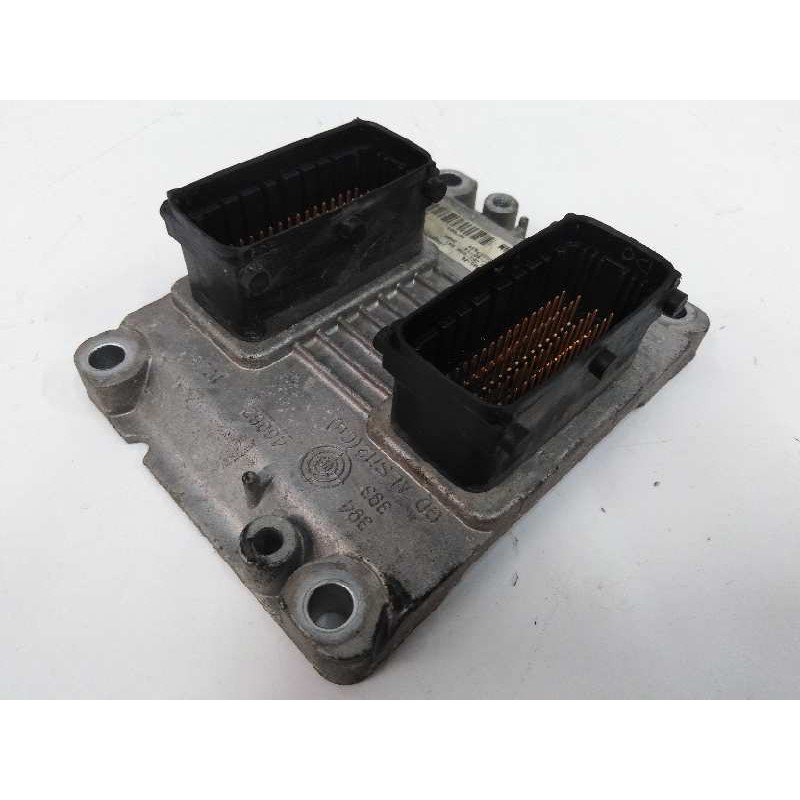 Recambio de centralita motor uce para opel corsa d 1.4 16v referencia OEM IAM 55557934 0261208941 