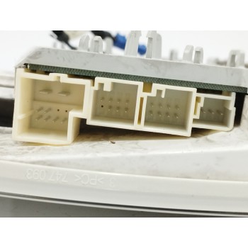 Recambio de luz interior para mercedes-benz clase c (w204) lim. 2.1 cdi cat referencia OEM IAM A2048202001  