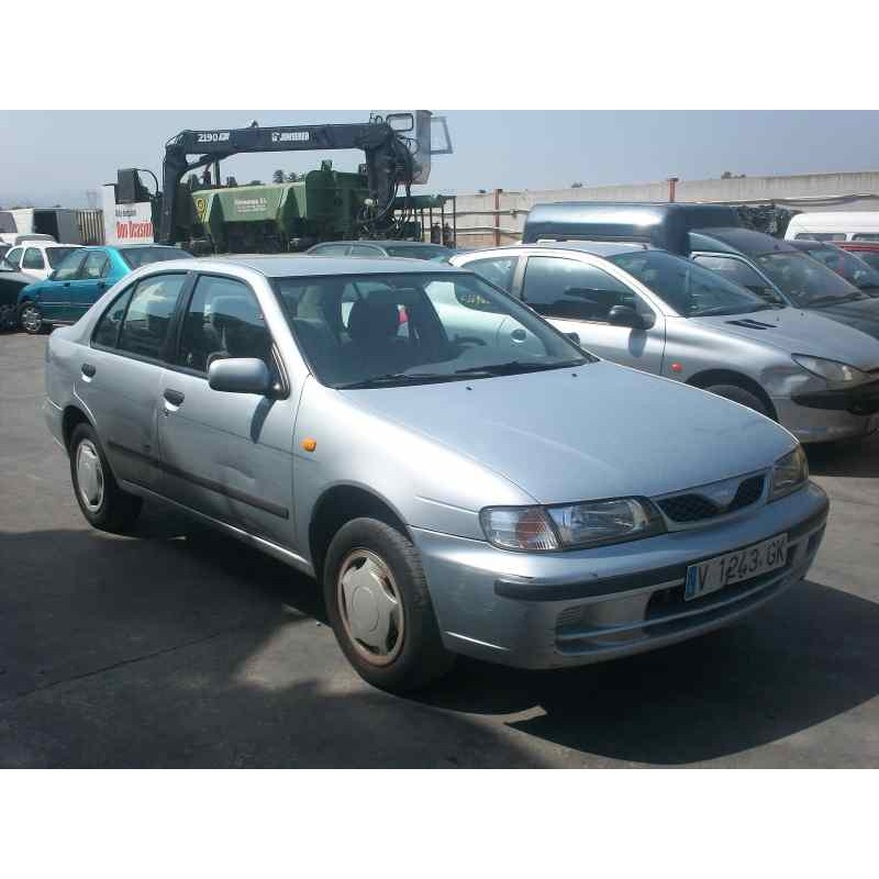 nissan almera (n15) del año 1999