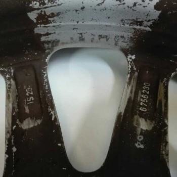 Recambio de llanta para bmw serie 5 berlina (e39) 525d exclusive referencia OEM IAM 6756230 7JX16H2 IS20 