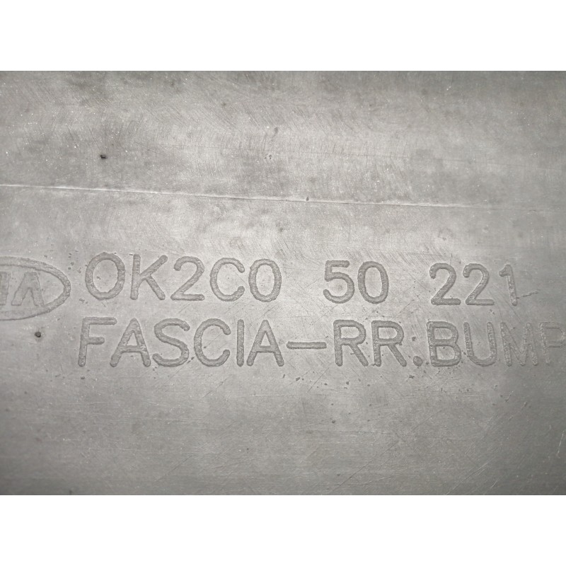 PARAGOLPES TRASERO