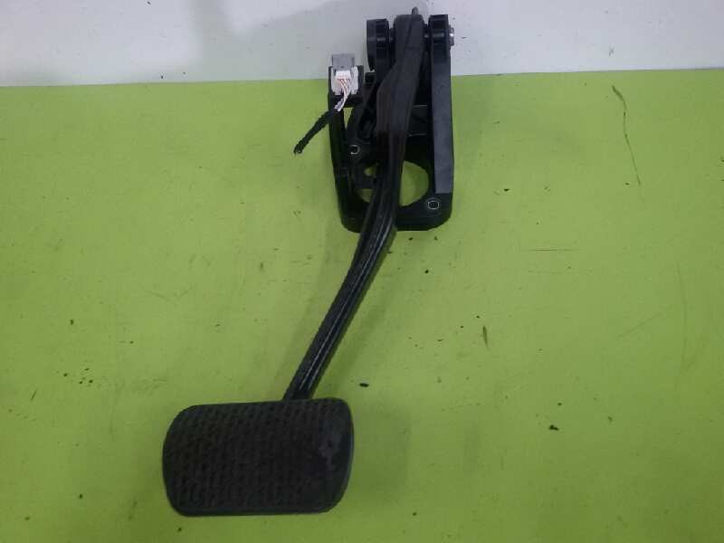 Recambio de pedal freno para mercedes-benz clase a (w176) a 200 blueefficiency (176.043) referencia OEM IAM A2462900019 Recambio de pedal freno para mercedes-benz clase a (w176) a 200 blueefficiency (176.043) referencia OEM IAM A2462900019