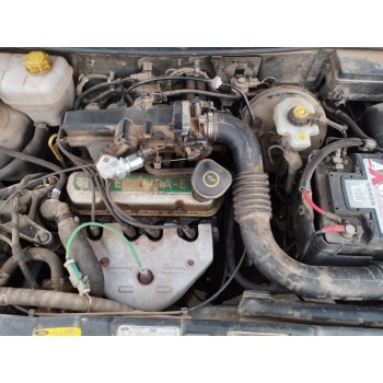 ford fiesta berlina (dx) del año 2002