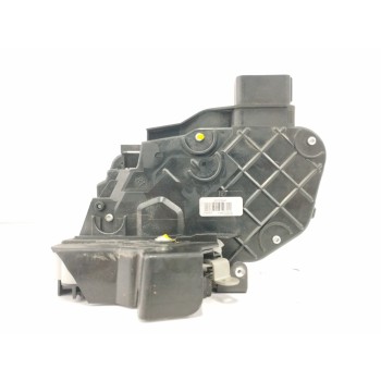 Recambio de cerradura puerta trasera derecha para volvo v50 familiar 2.0 diesel cat referencia OEM IAM 30753941  